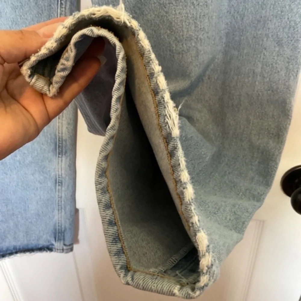 AGOLDE Light Blue Denim Jeans - Picture 4 of 12